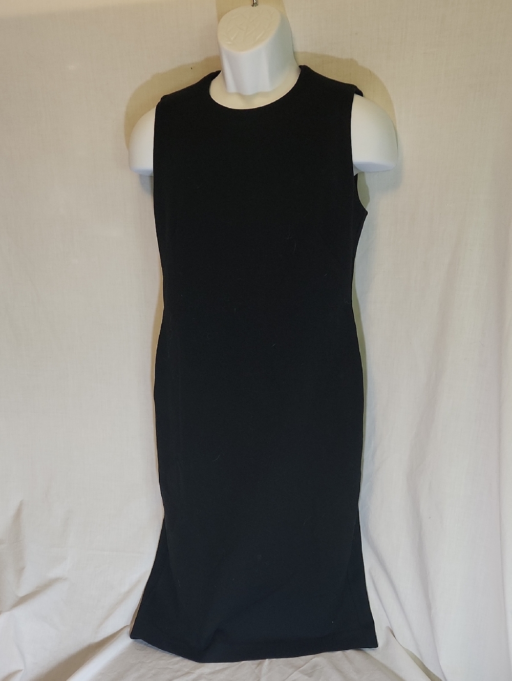 SPANX Black Sleeveless Midi Sheath Dress